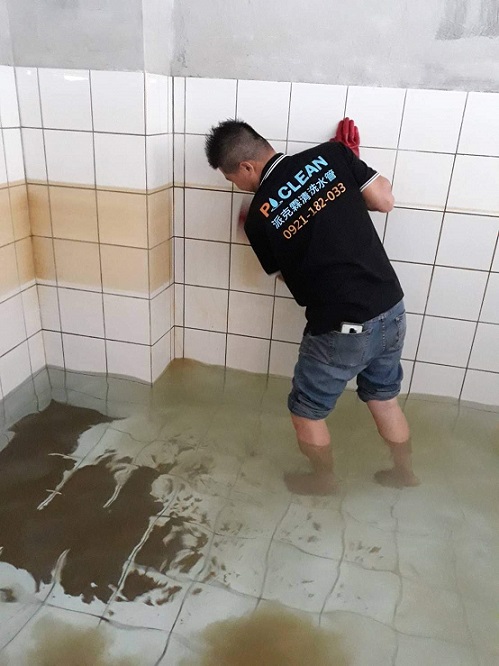 清洗水塔