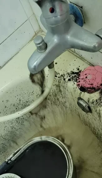 高雄熱水忽冷忽熱怎麼辦?|洗澡水溫不穩專業處理|派克霖潔管 6 20210710_104502