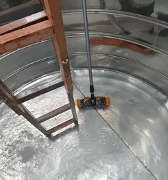 高雄清洗水塔
