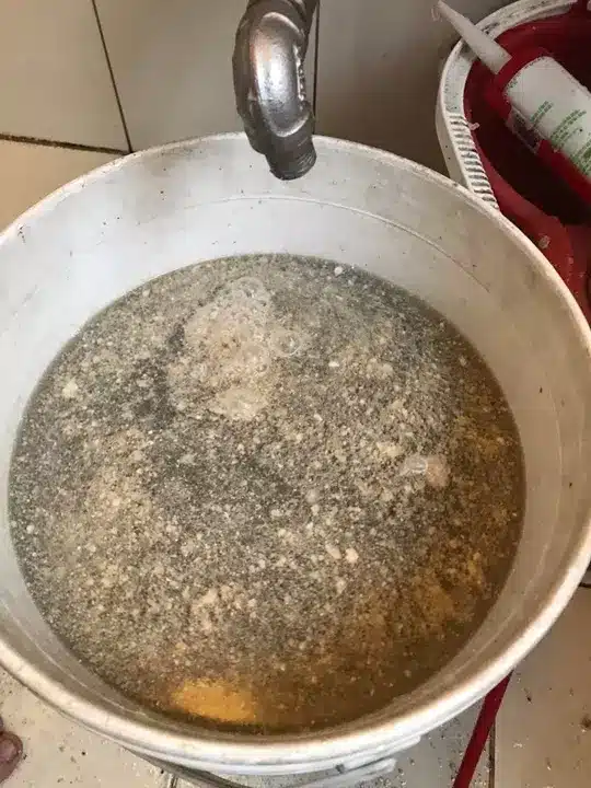 熱水變小大社清洗水管